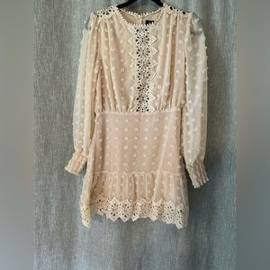 Offwhite Lulus Long-sleeve dress